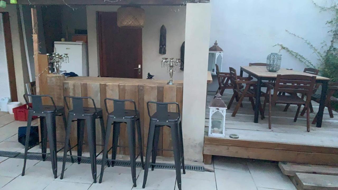 Duplex Independant Avec Acces Piscine Apartment Вондарг Екстериор снимка